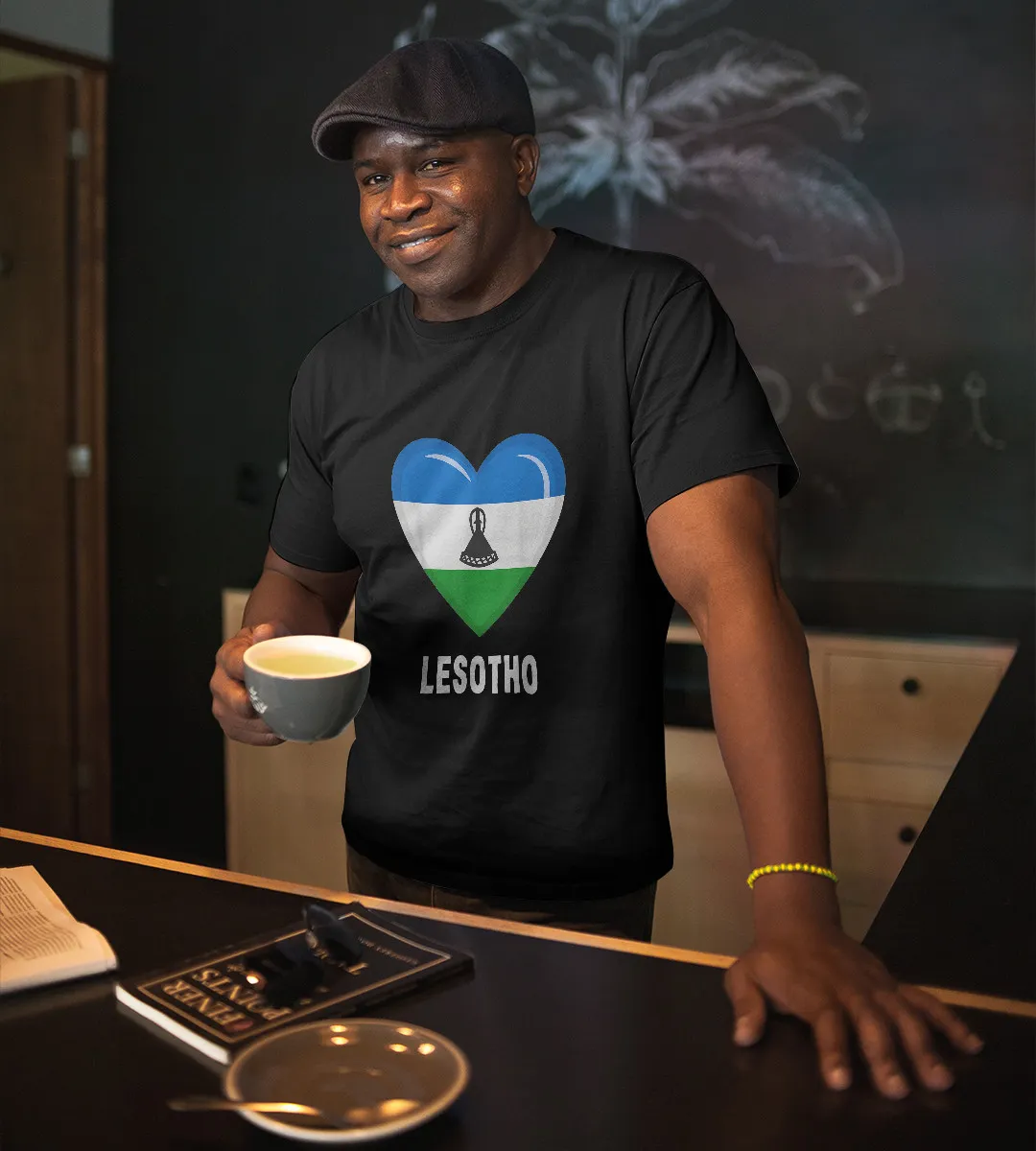 1sttheworld T-Shirt - Heart Lesotho Flag T-Shirt Black A35