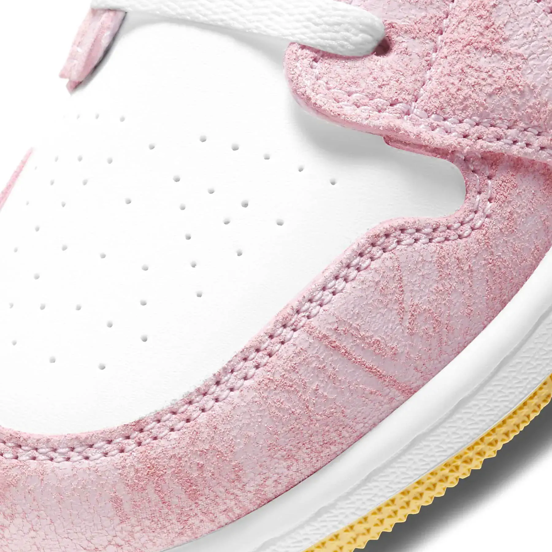 Air Jordan 1 Low GS 'Strawberry Ice Cream'