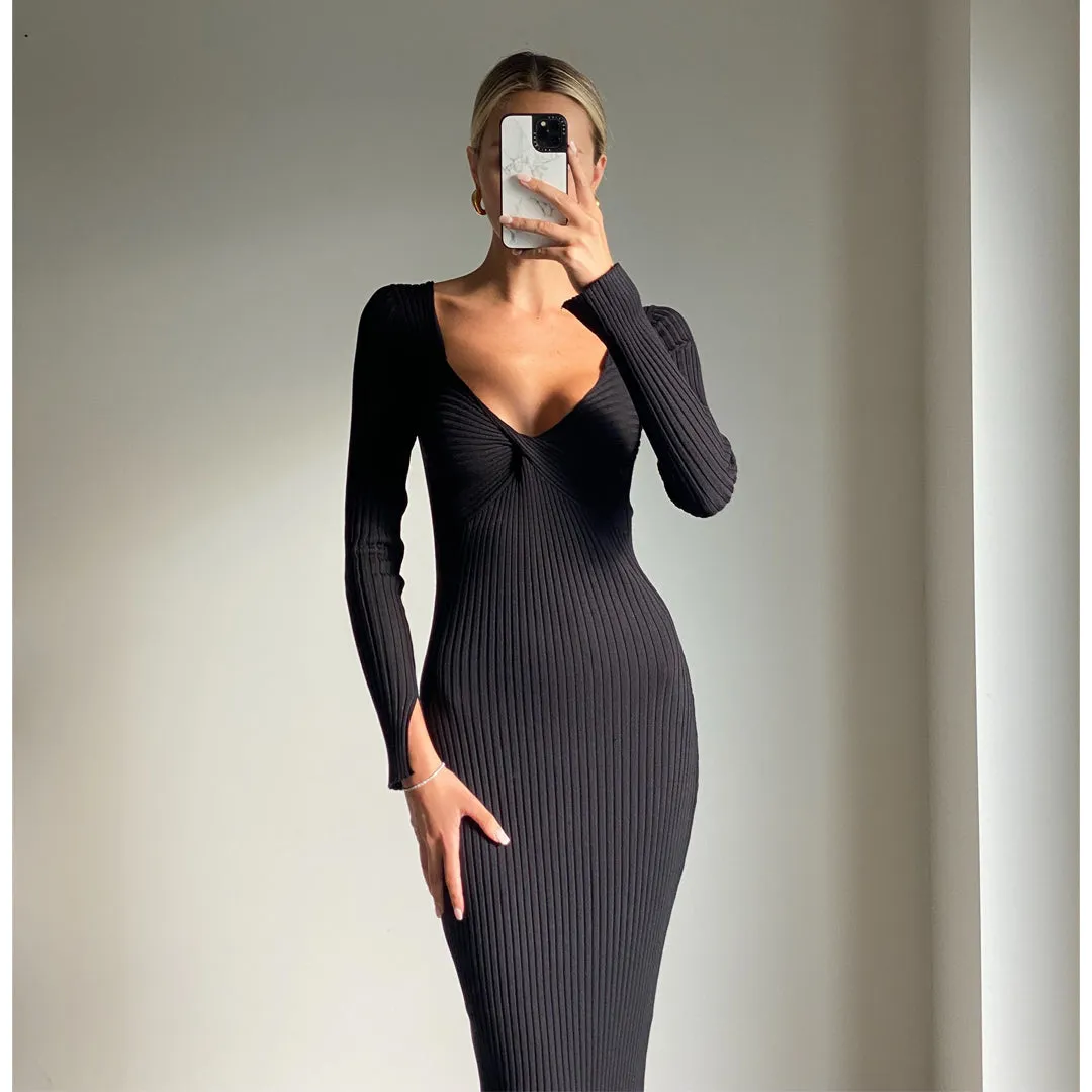 BELA Black Long Sleeve Knit Midi Dress