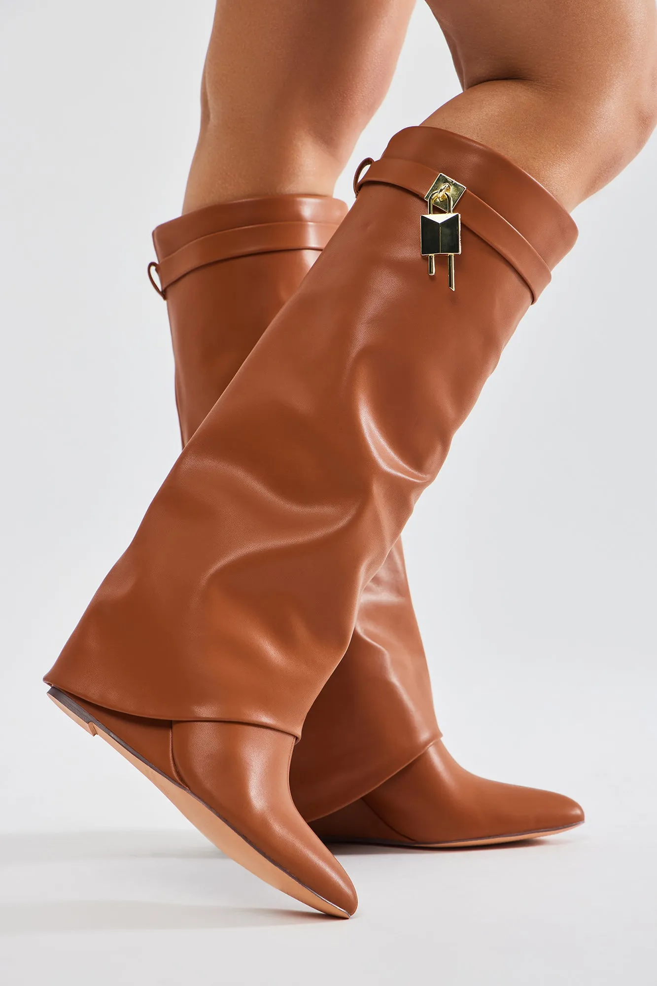 Big City Dreams Boots - Camel