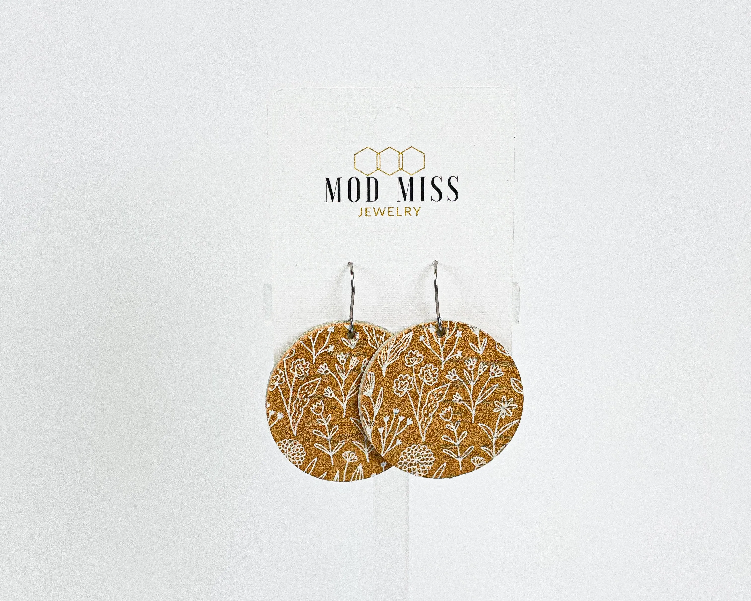 Cork Leather Round Earring White Meadows