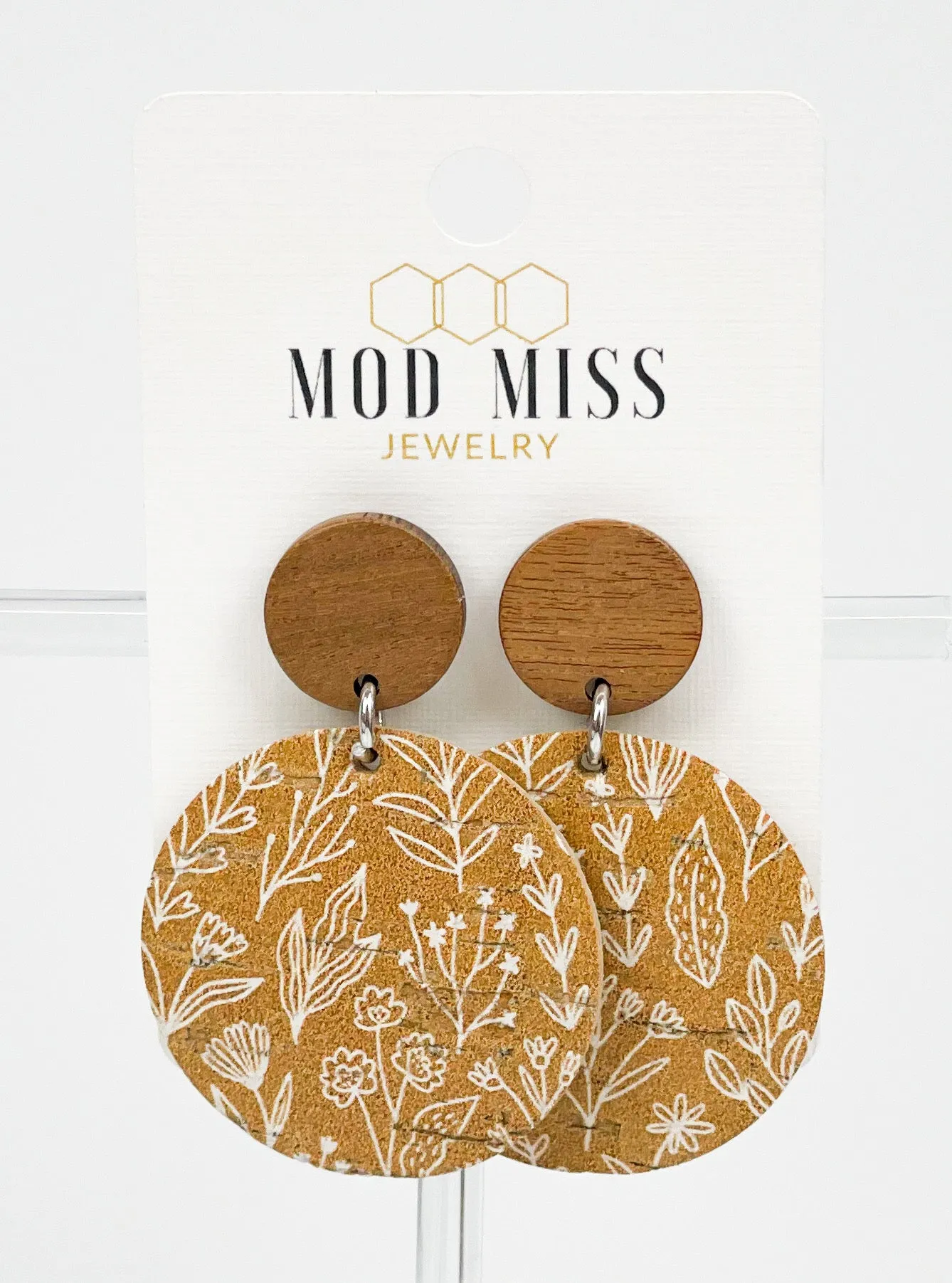 Cork Leather Round Earring White Meadows