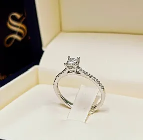 Diamond engagement ring