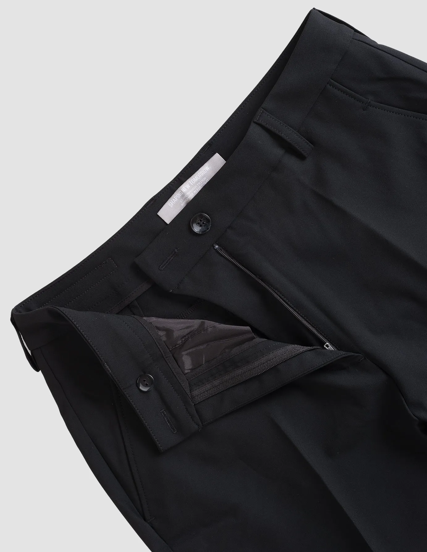 Essential Pants Tapered Black