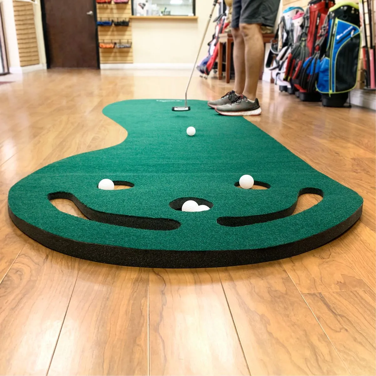 Intech Golf 3 Hole Portable Golf Putting Mat