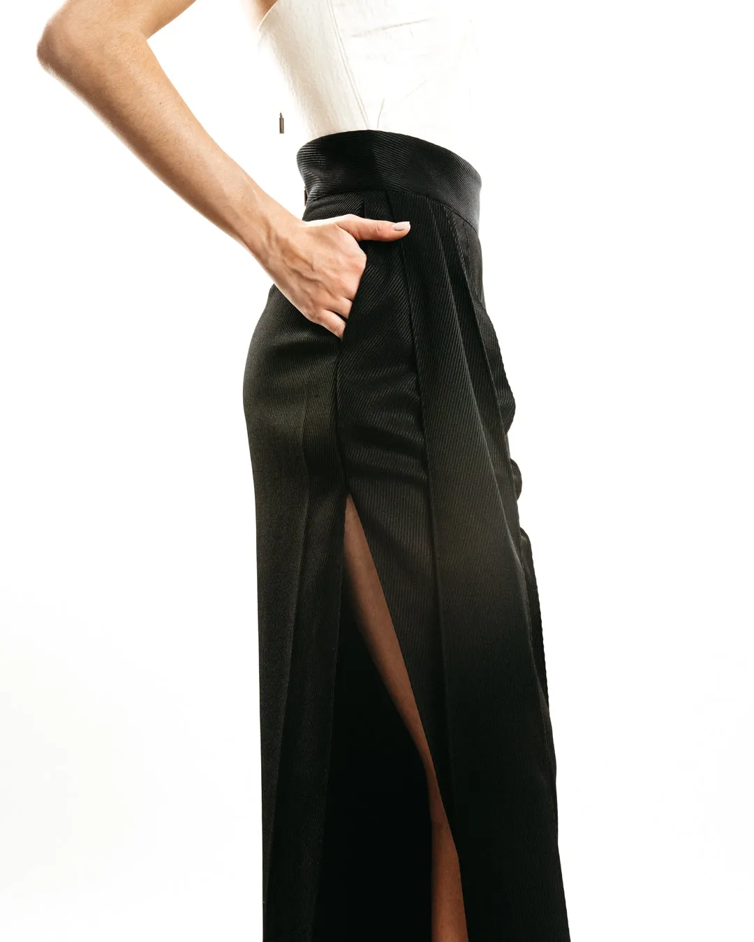 Linger Pleated Pant