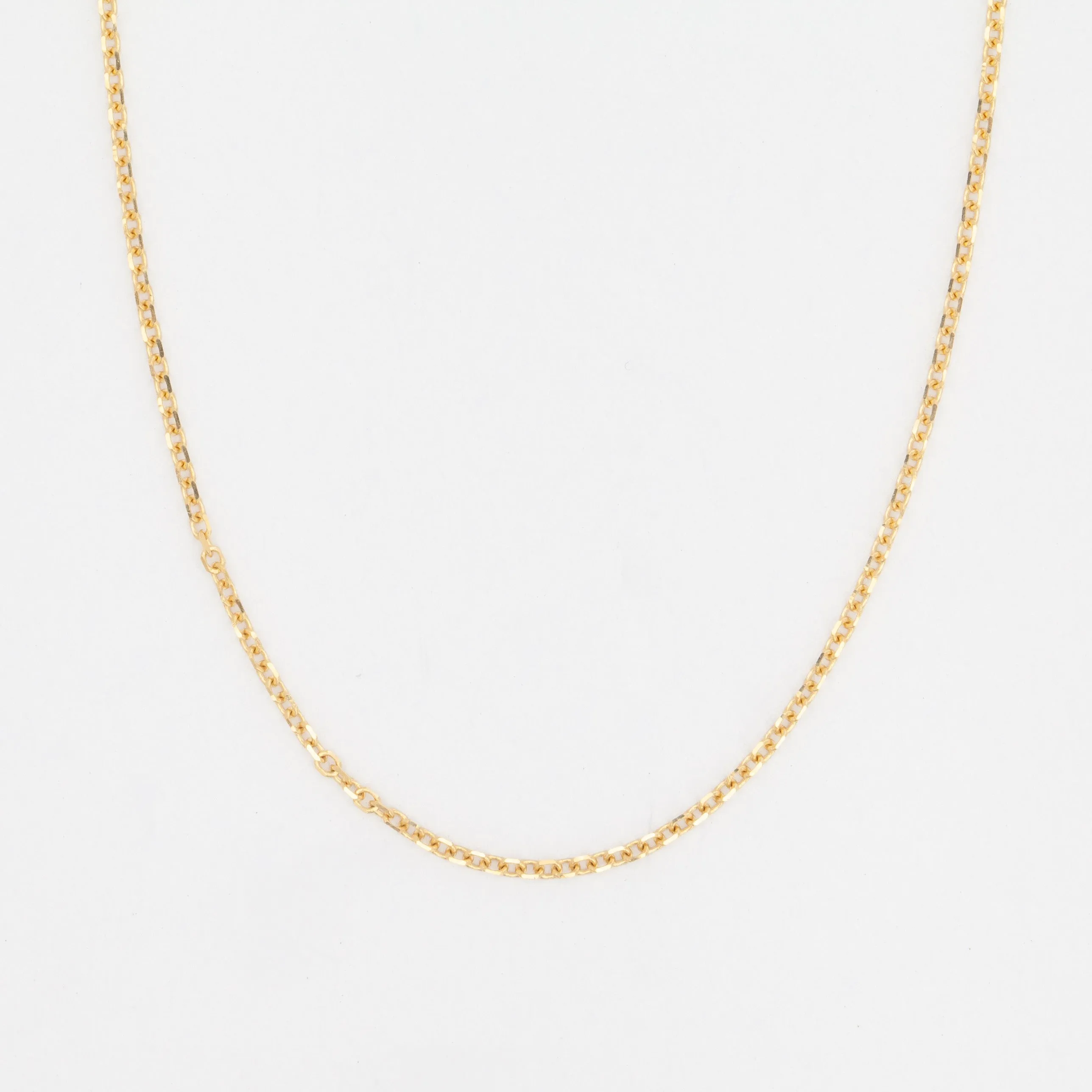 Medium Diamond-Cut Cable Chain