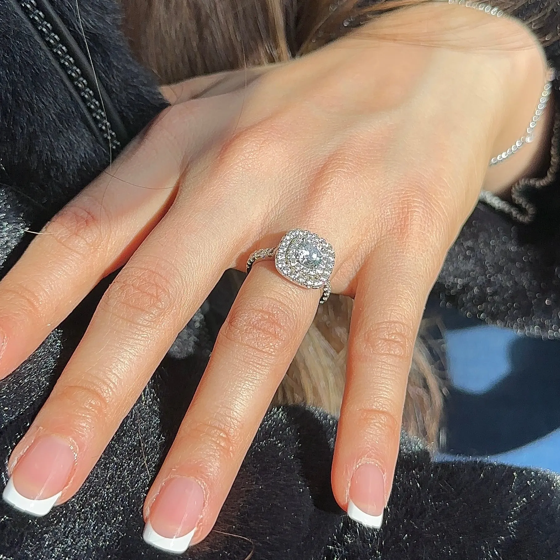 MELISSA MOISSANITE RING