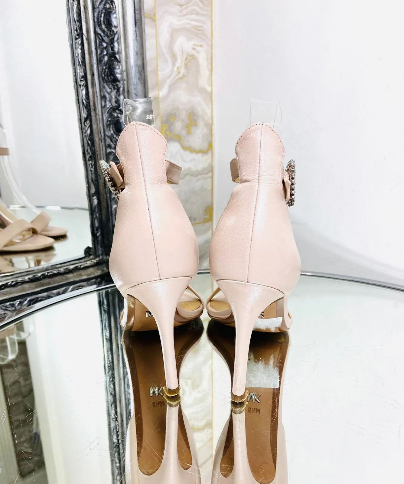 Michael Kors Leather Heels. Size 37