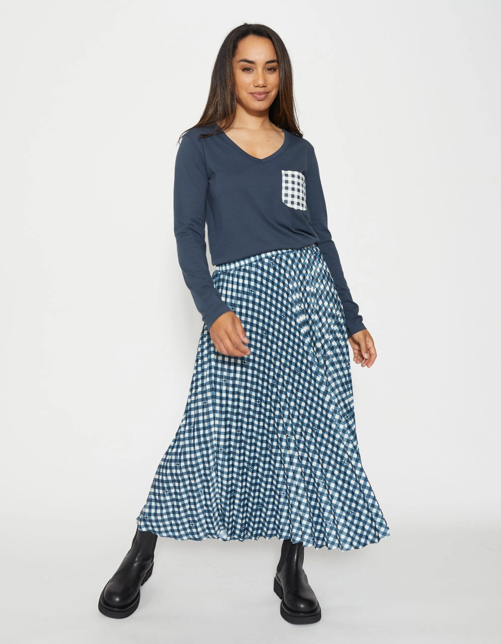 SGTS3245 (Navy w/Gingham Pocket)