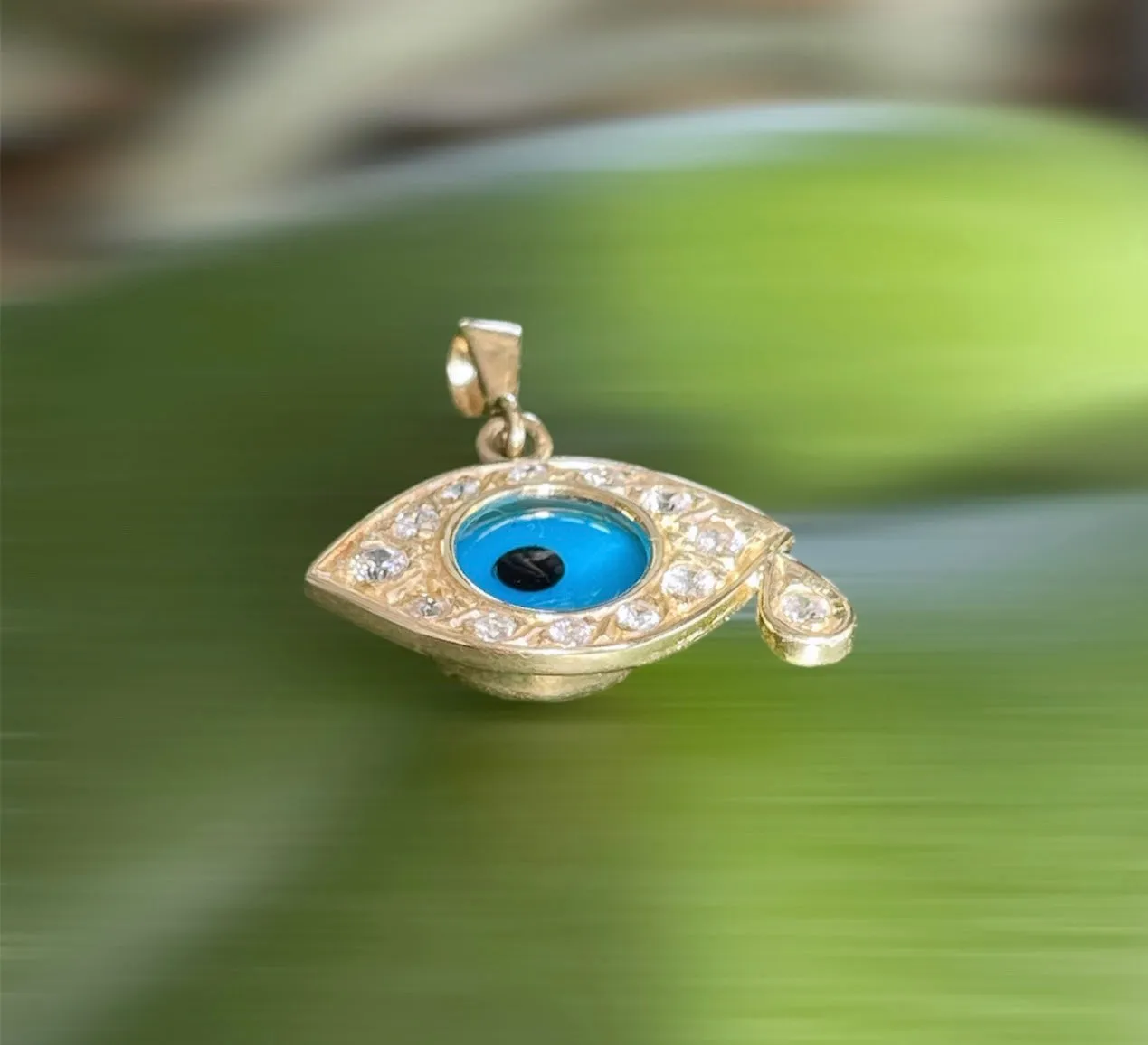 Tear drop eye pendant