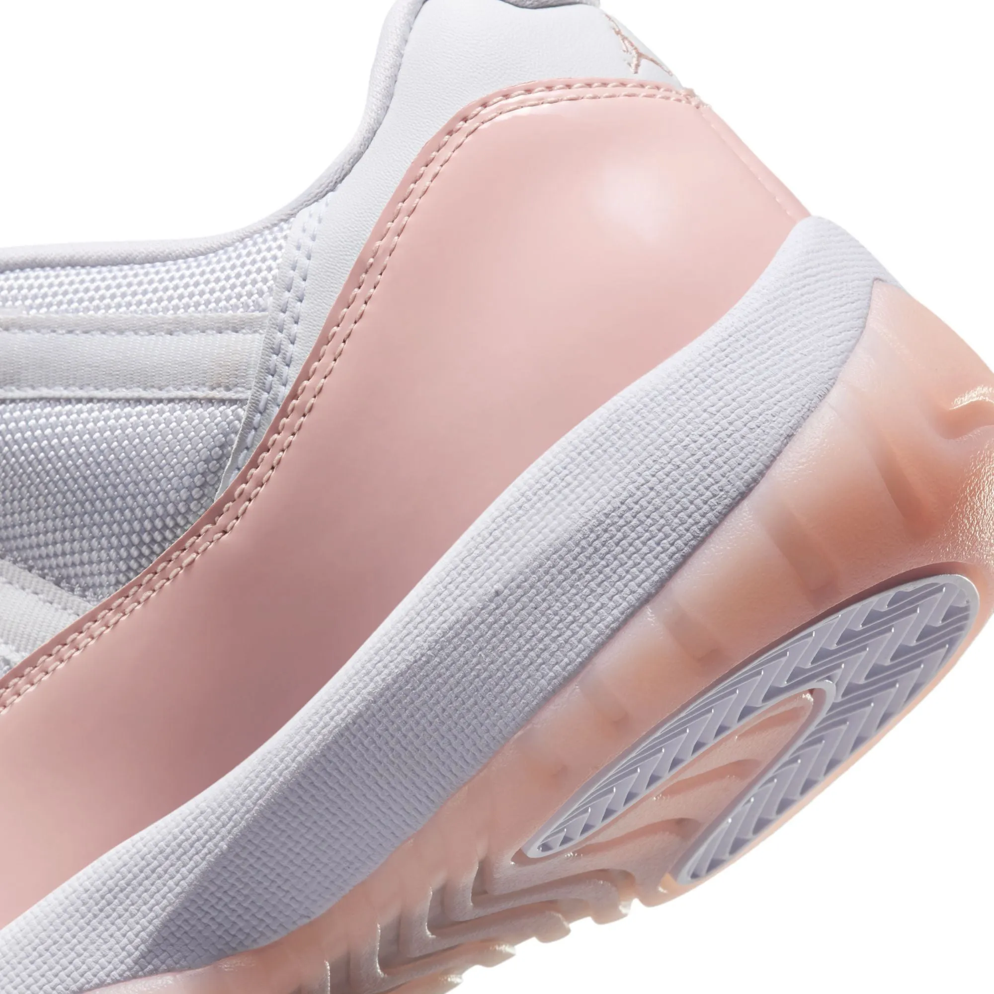 WMNS Air Jordan 11 Retro Low "Legend Pink"